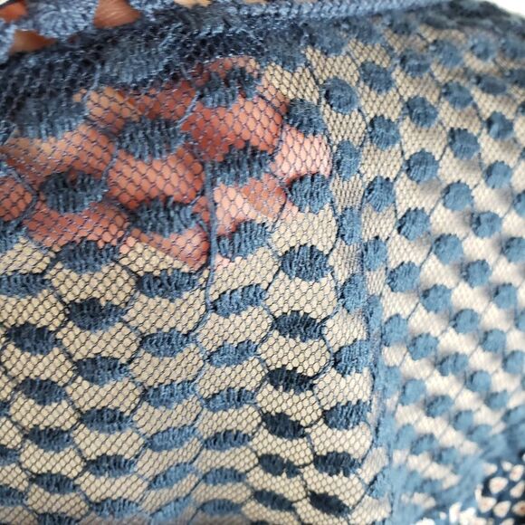 Suzanne Betro Floral Crochet Top - Picture 6 of 10